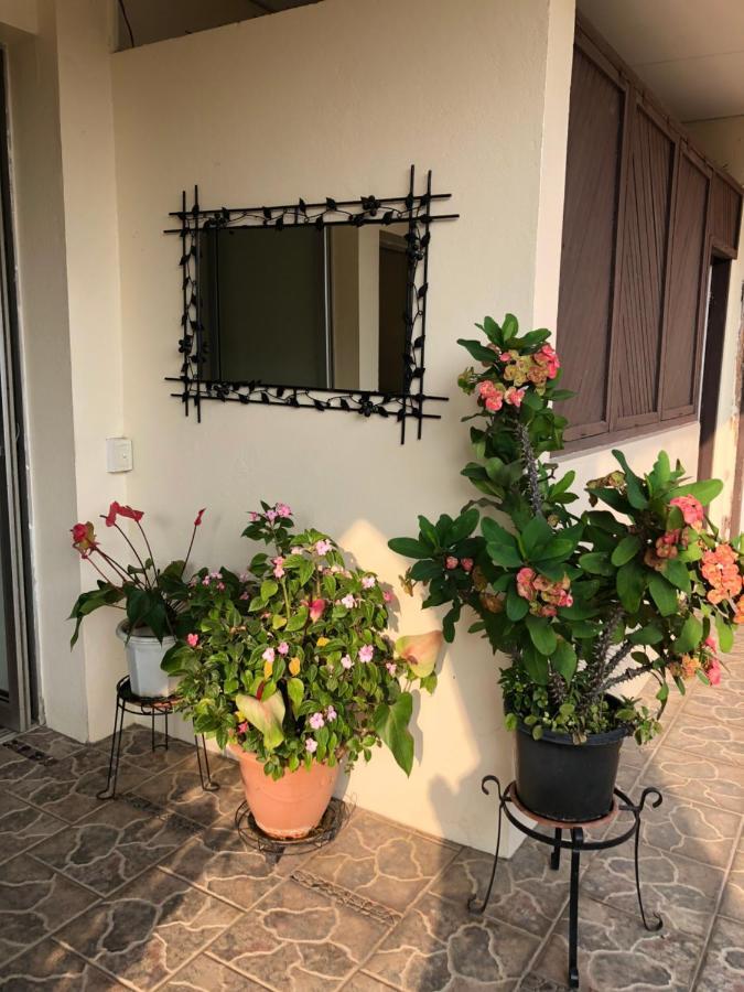 Hotel Santo Vanuatu Luganville Exterior photo