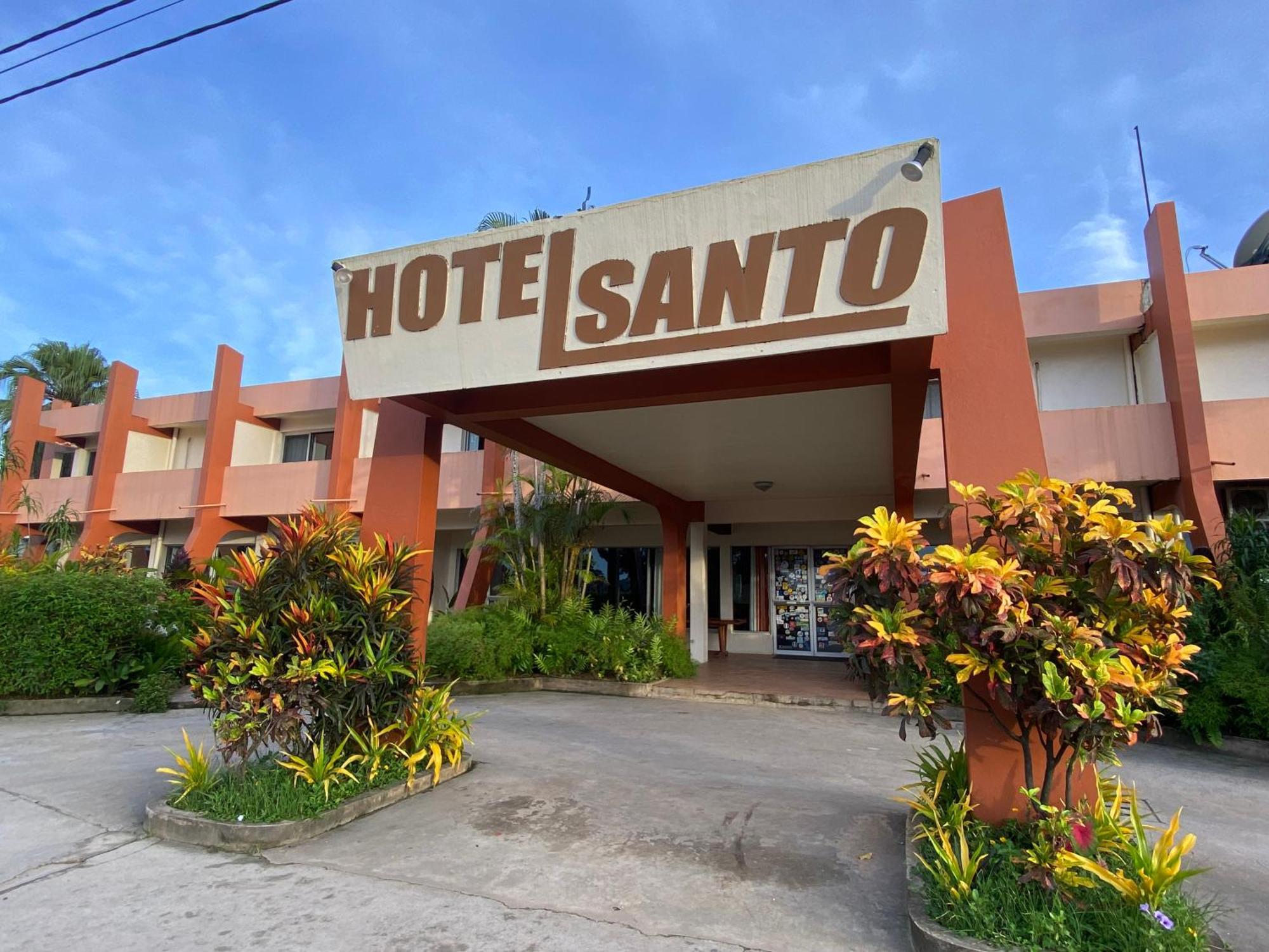 Hotel Santo Vanuatu Luganville Exterior photo