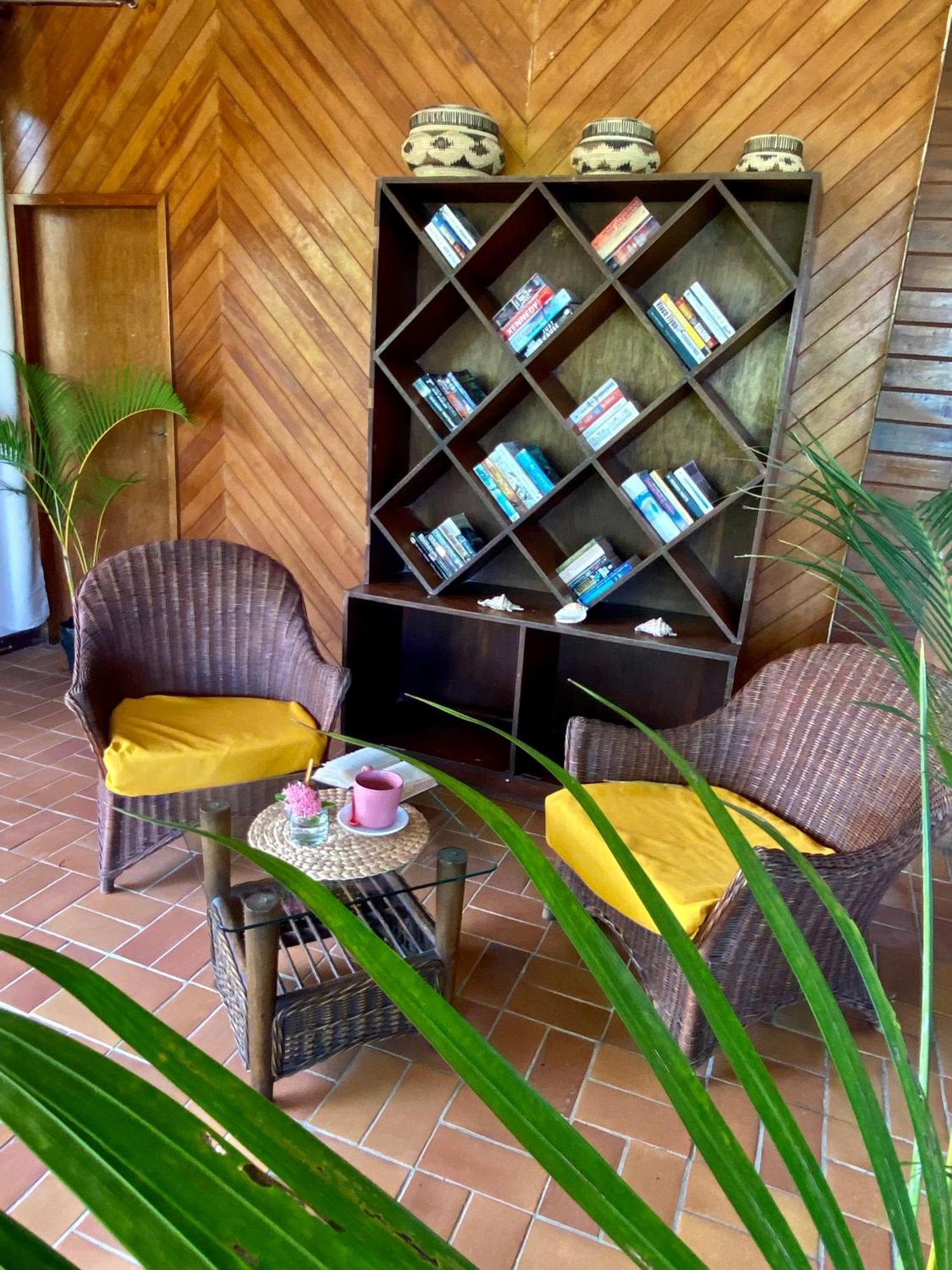 Hotel Santo Vanuatu Luganville Exterior photo